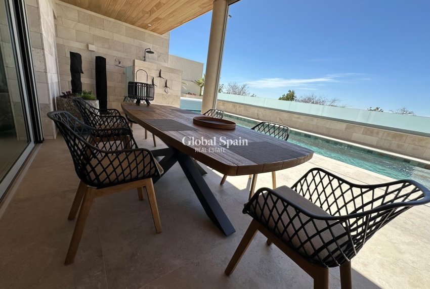 Revente - VILLA -
BENIJÓFAR - Costa Blanca