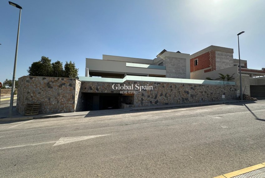 Revente - VILLA -
BENIJÓFAR - Costa Blanca