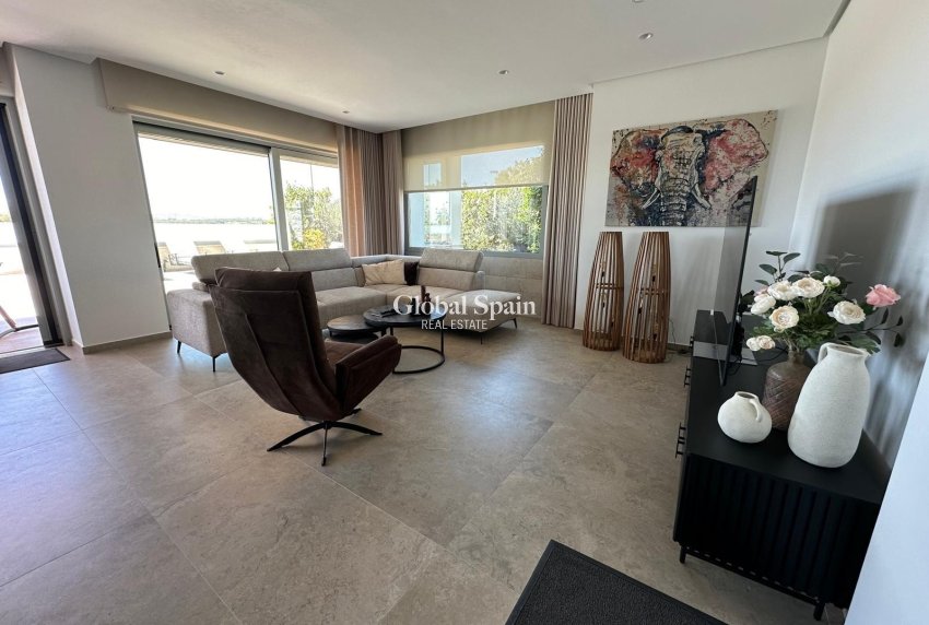 Revente - VILLA -
BENIJÓFAR - Costa Blanca