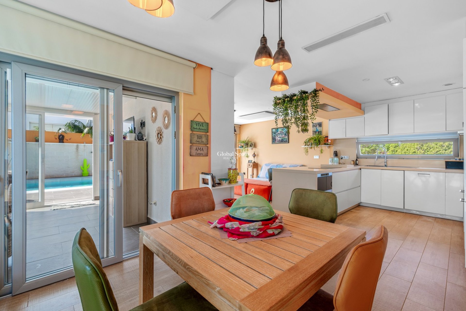 Revente - VILLA -
BENIJÓFAR - Costa Blanca