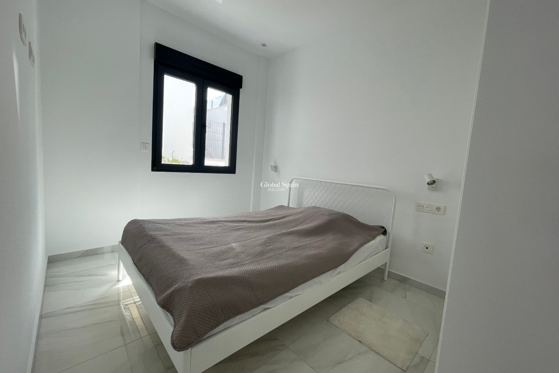 Revente - VILLA -
BENIJÓFAR - Costa Blanca