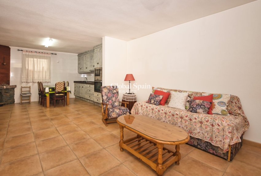 Revente - VILLA -
BENIJÓFAR - Costa Blanca