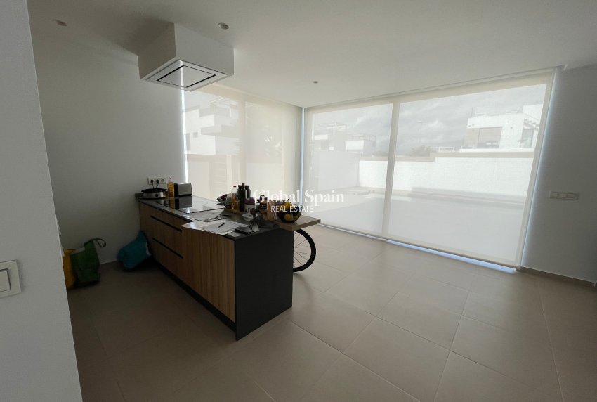 Revente - VILLA -
BENIJÓFAR - Costa Blanca