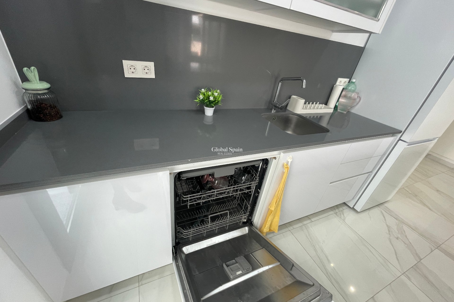 Revente - VILLA -
BENIJÓFAR - Costa Blanca