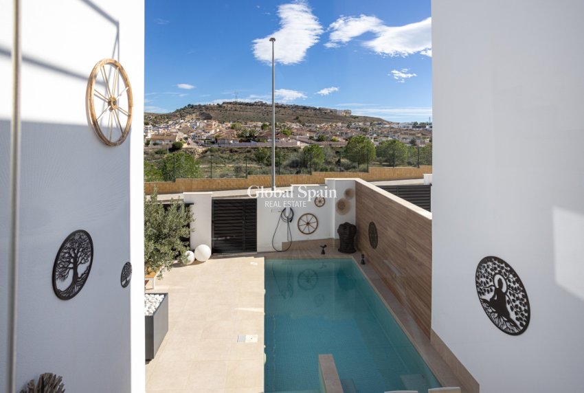 Revente - VILLA -
BENIJÓFAR - Costa Blanca