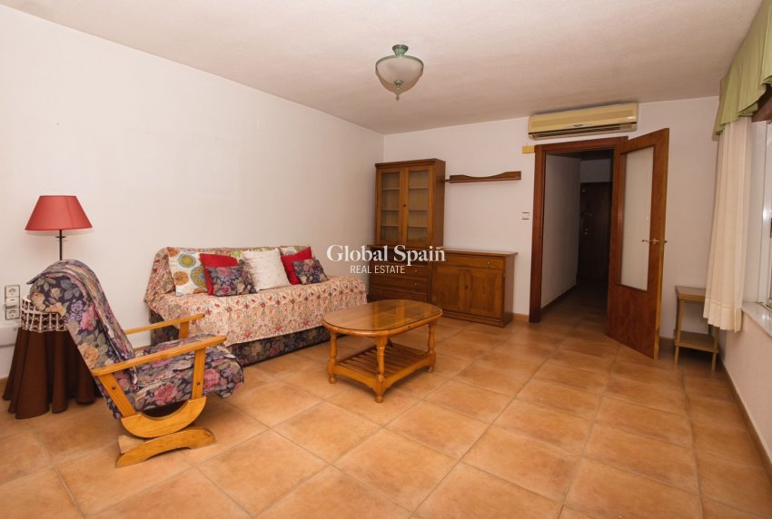 Revente - VILLA -
BENIJÓFAR - Costa Blanca