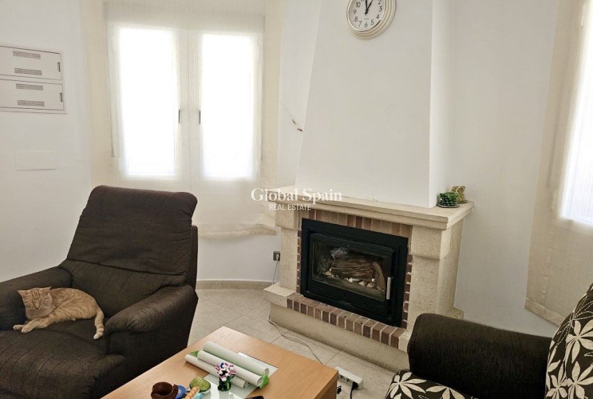 Revente - VILLA -
BENIJÓFAR - Costa Blanca