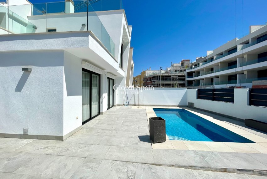 Revente - VILLA -
BENIJÓFAR - Costa Blanca