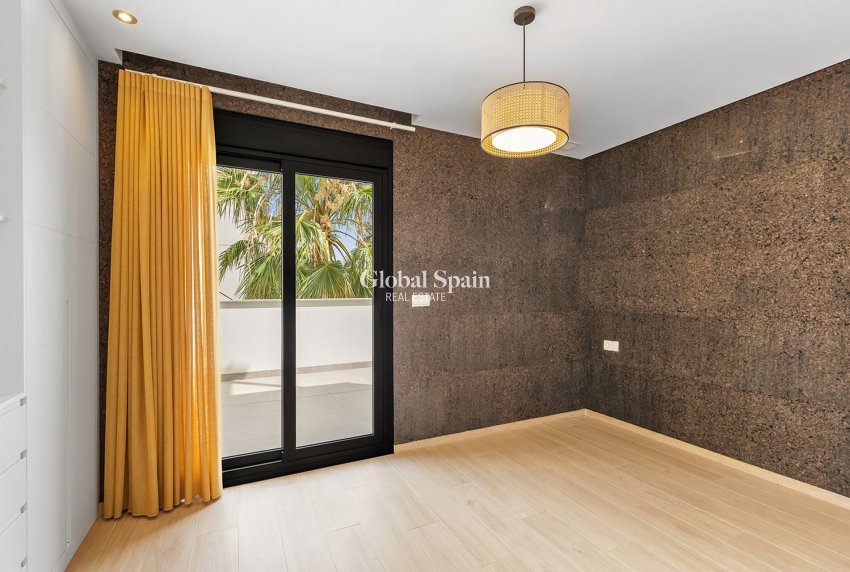 Revente - VILLA -
BENIJÓFAR - Costa Blanca
