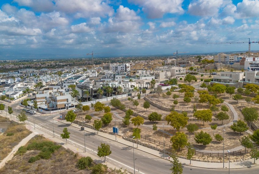 Revente - VILLA -
BENIJÓFAR - Costa Blanca