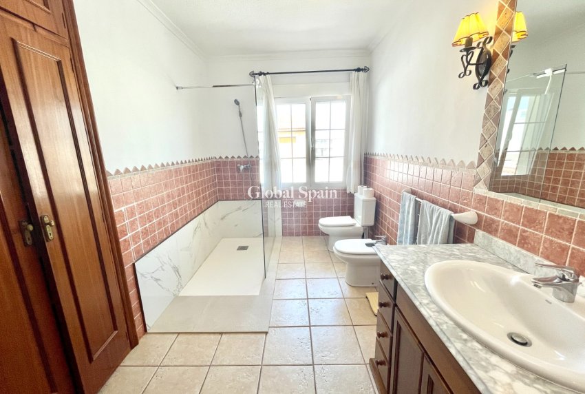 Revente - VILLA -
BENIJÓFAR - Costa Blanca