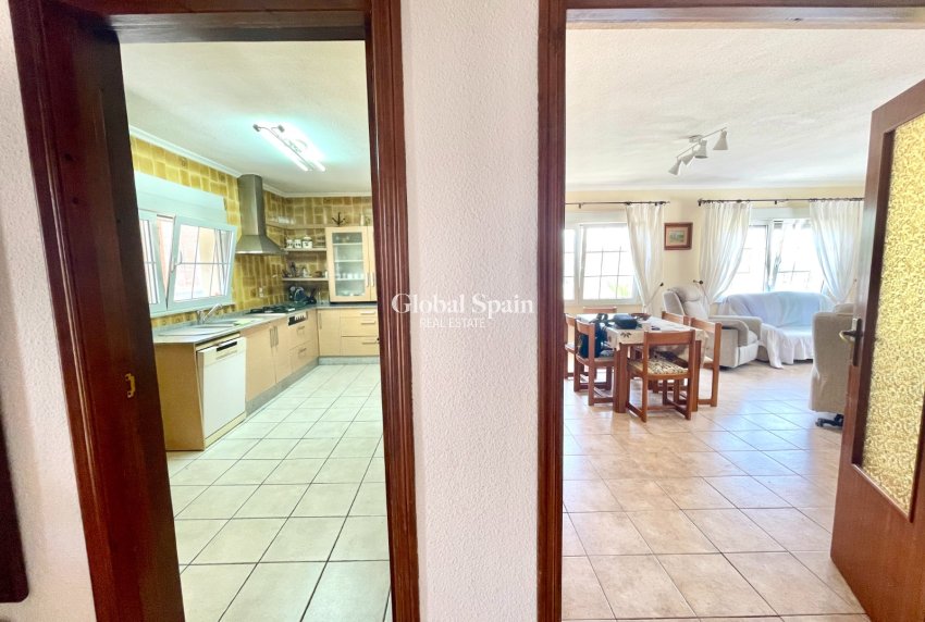 Revente - VILLA -
BENIJÓFAR - Costa Blanca