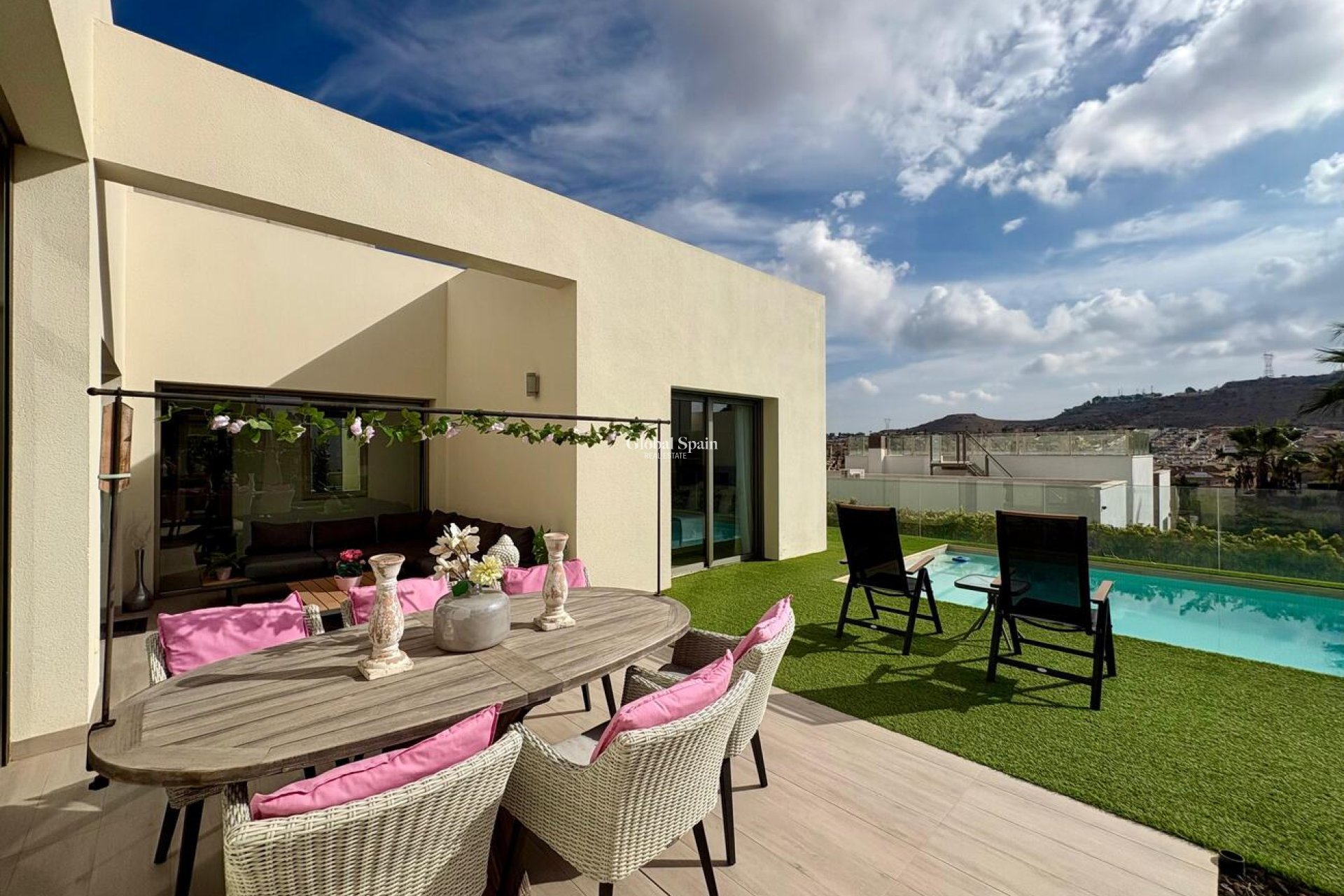 Revente - VILLA -
BENIJÓFAR - Costa Blanca