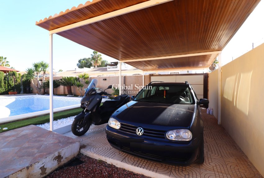 Revente - VILLA -
Benijofar - Monte Azul