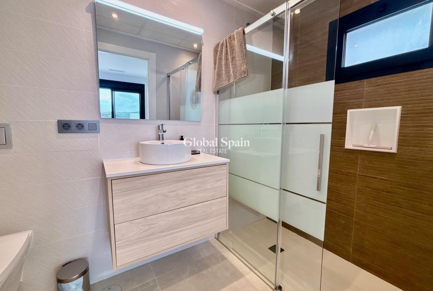 Revente - VILLA -
BENIJÓFAR - Pueblo 4