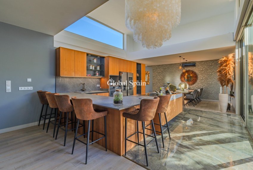 Revente - VILLA -
BENIJÓFAR - Residencial Benimar