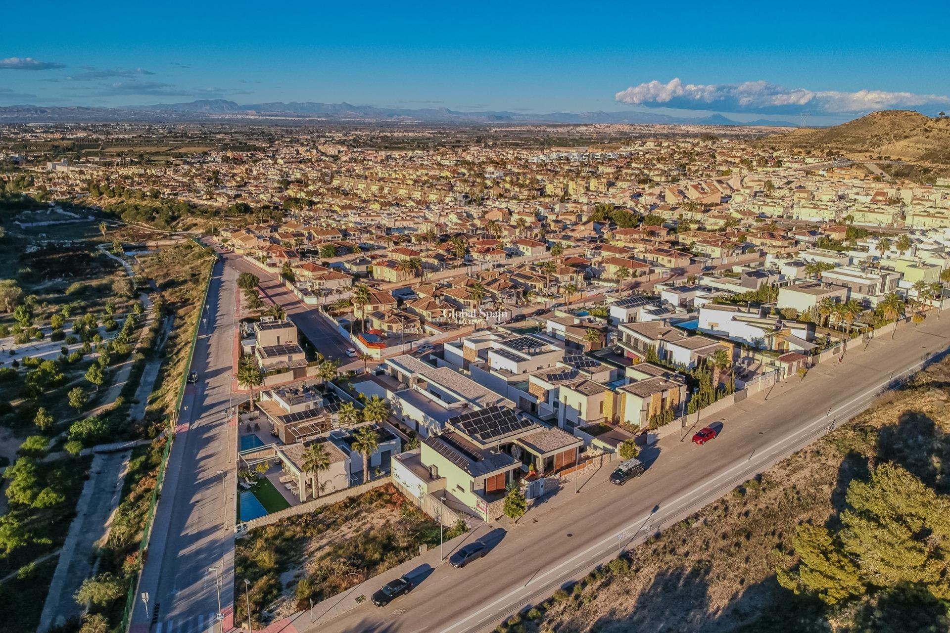 Revente - VILLA -
BENIJÓFAR - Residencial Benimar