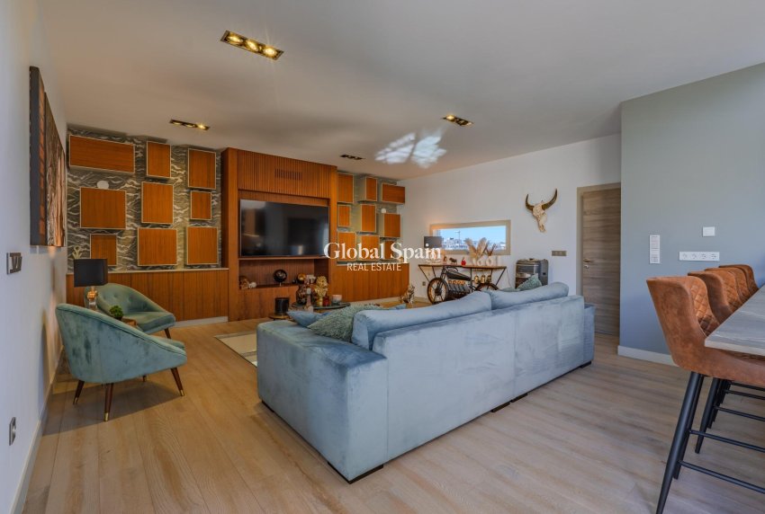 Revente - VILLA -
BENIJÓFAR - Residencial Benimar