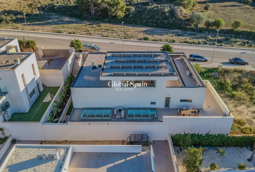 Revente - VILLA -
BENIJÓFAR - Residencial Benimar