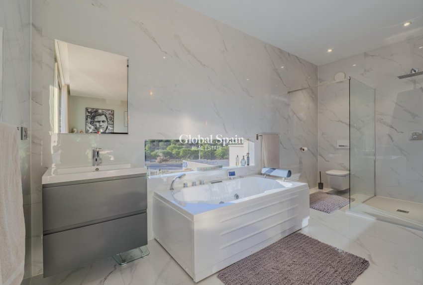 Revente - VILLA -
BENIJÓFAR - Residencial Benimar