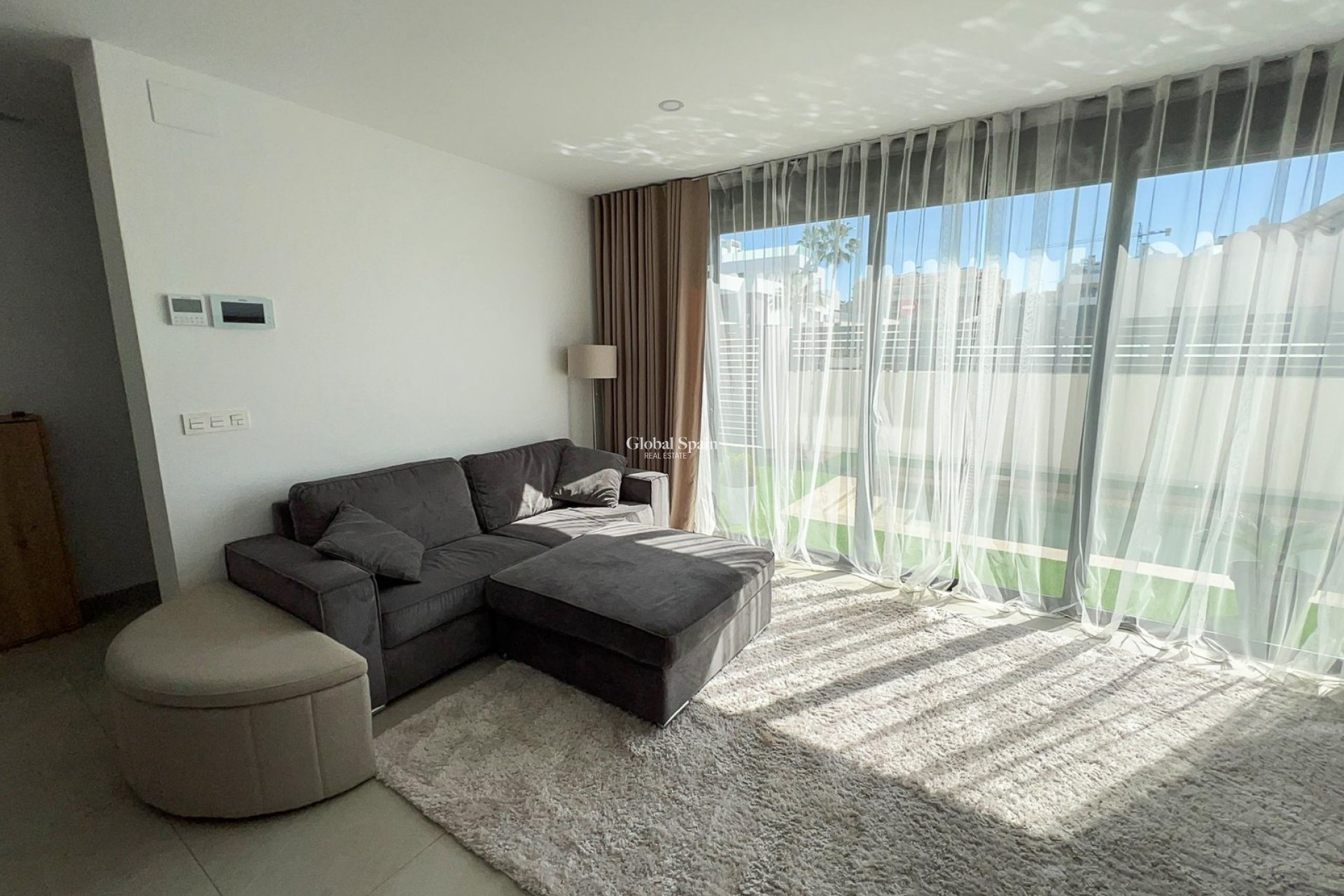 Revente - VILLA -
BENIJÓFAR