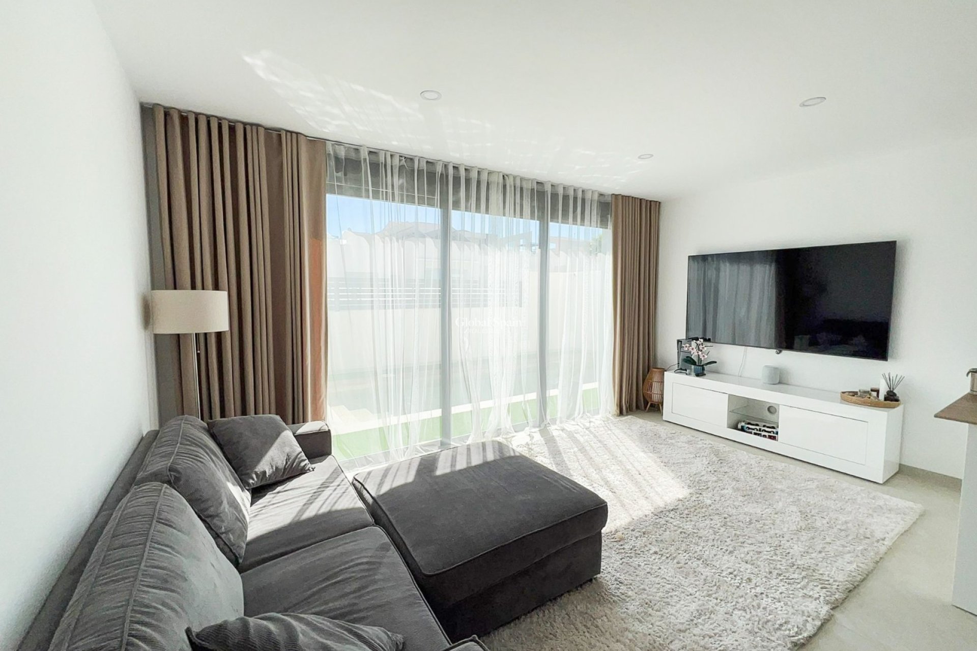 Revente - VILLA -
BENIJÓFAR