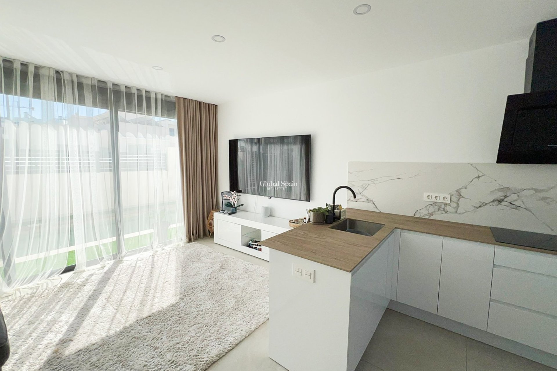 Revente - VILLA -
BENIJÓFAR