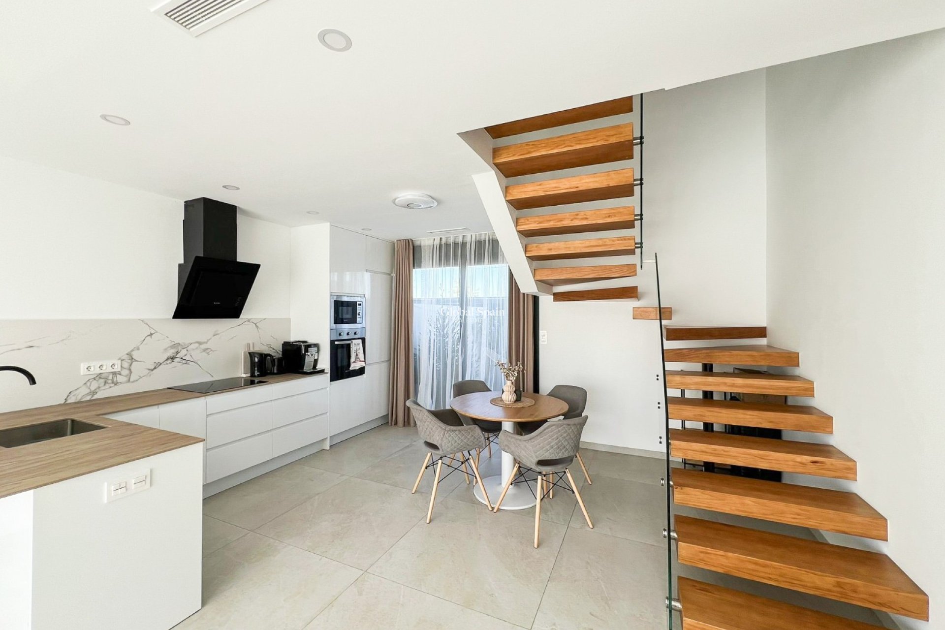 Revente - VILLA -
BENIJÓFAR