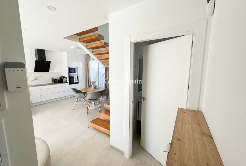 Revente - VILLA -
BENIJÓFAR