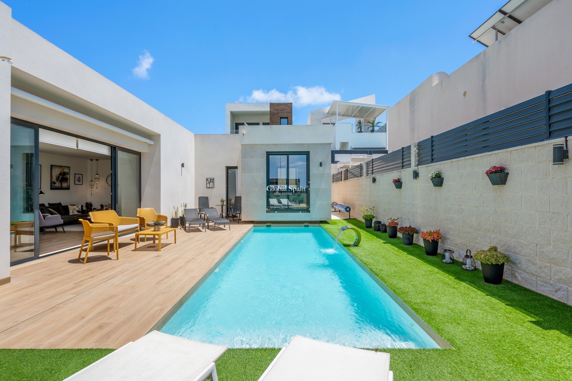Revente - VILLA -
BENIJÓFAR