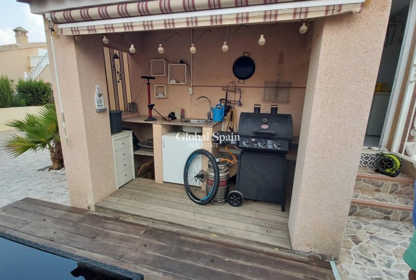 Revente - VILLA -
BENIMAR - Costa Blanca