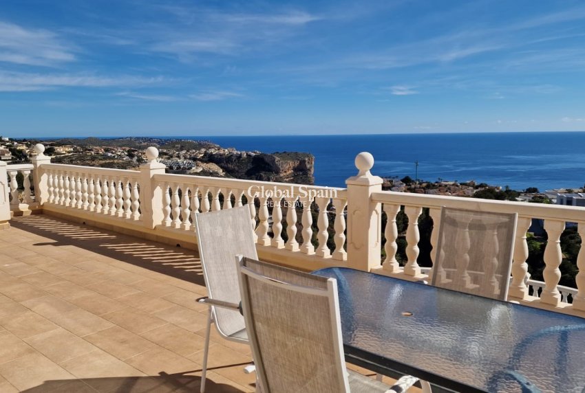 Revente - VILLA -
BENITACHELL - Cumbre del sol
