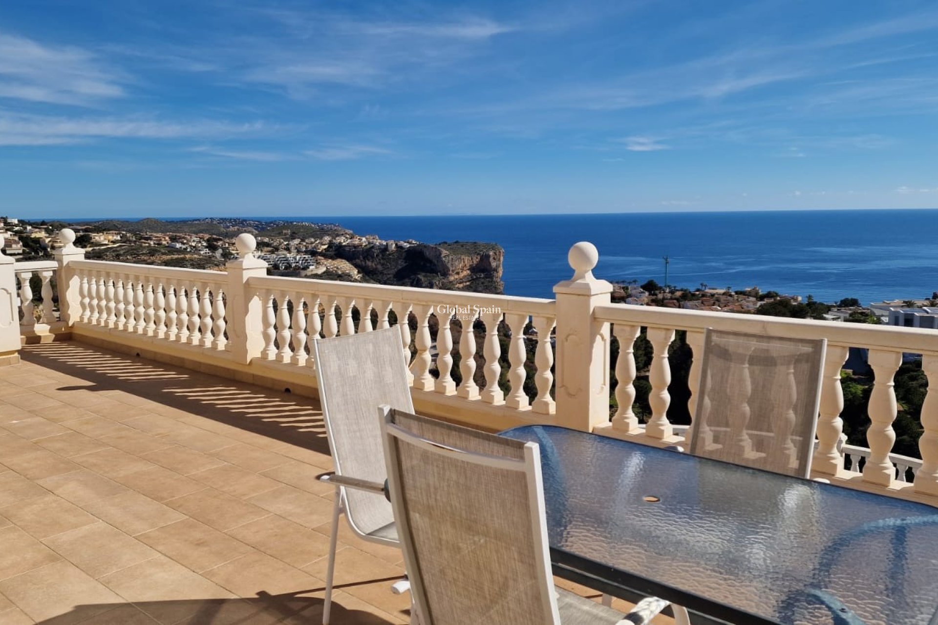Revente - VILLA -
BENITACHELL - Cumbre del sol