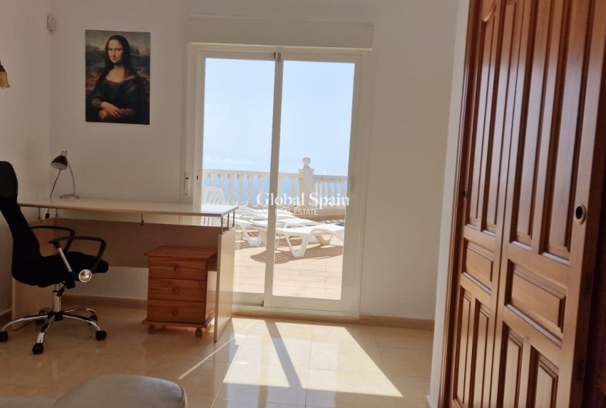 Revente - VILLA -
BENITACHELL - Cumbre del sol