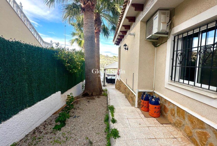 Revente - VILLA -
BIGASTRO - Comunidad Valenciana