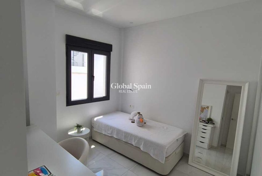 Revente - VILLA -
BIGASTRO - Costa Blanca