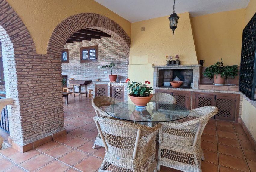 Revente - VILLA -
BIGASTRO - Inland