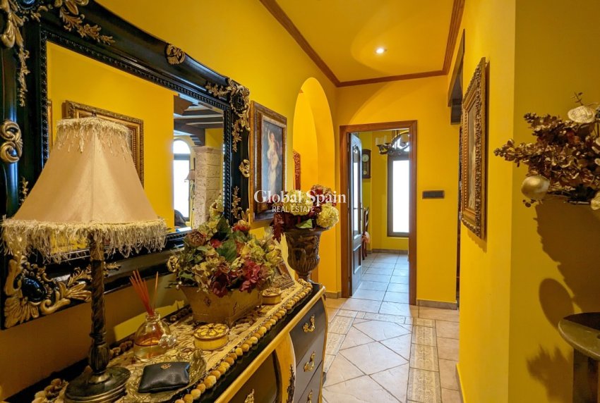 Revente - VILLA -
BIGASTRO - Inland