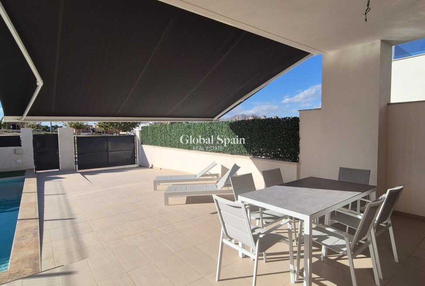 Revente - VILLA -
BIGASTRO - Inland