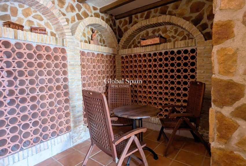 Revente - VILLA -
BIGASTRO - Inland