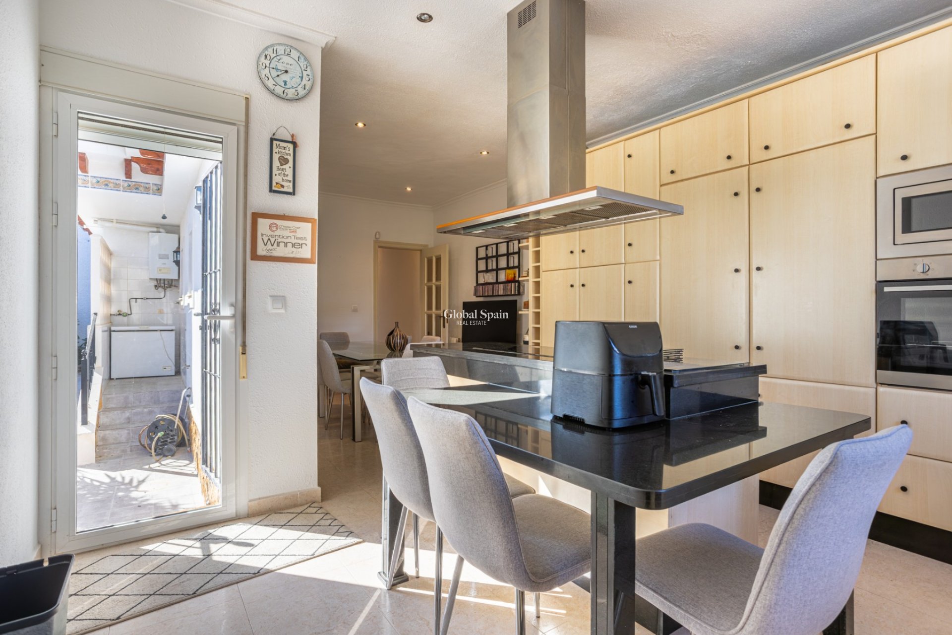 Revente - VILLA -
BIGASTRO - Inland