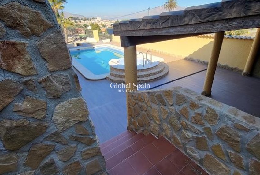 Revente - VILLA -
BIGASTRO - Inland