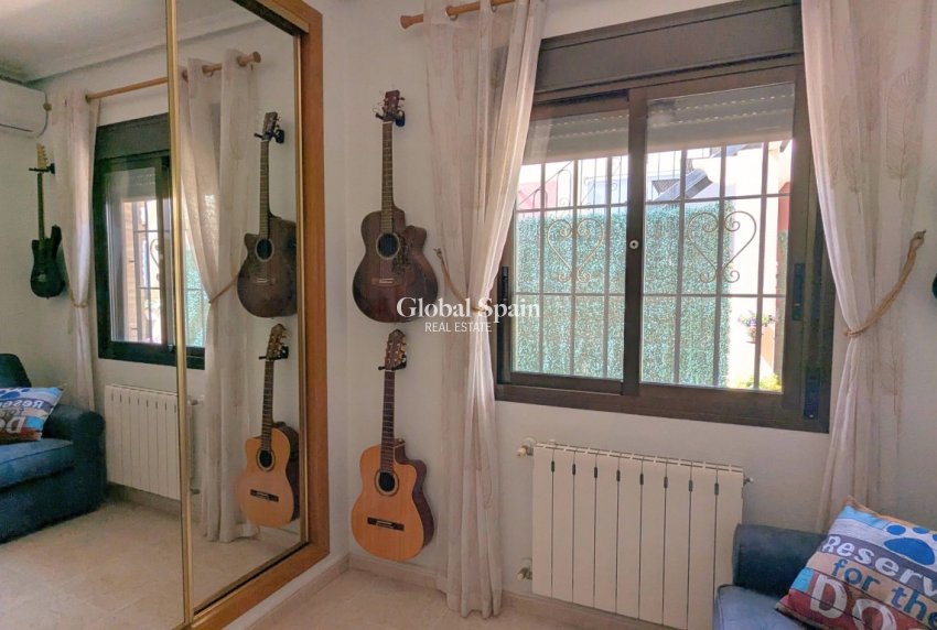Revente - VILLA -
BIGASTRO - Inland