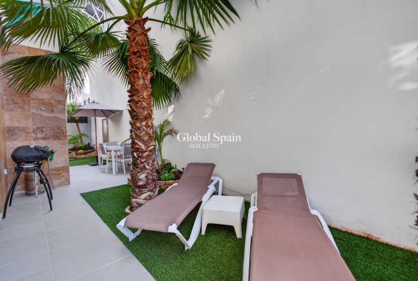 Revente - VILLA -
BIGASTRO - Inland