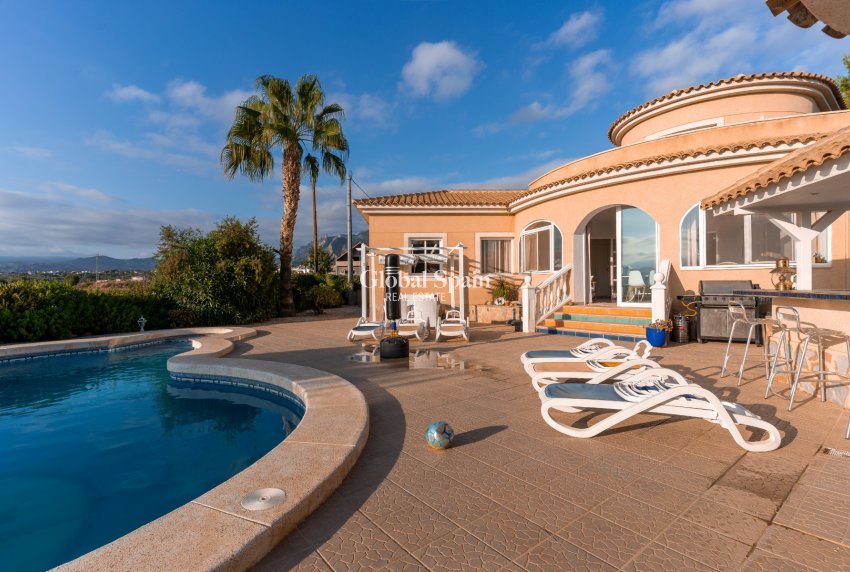 Revente - VILLA -
BUSOT - Costa Blanca