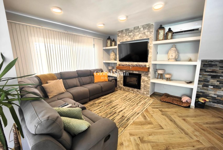 Revente - VILLA -
CABO ROIG - Costa Blanca