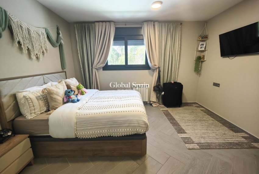 Revente - VILLA -
CABO ROIG - Costa Blanca