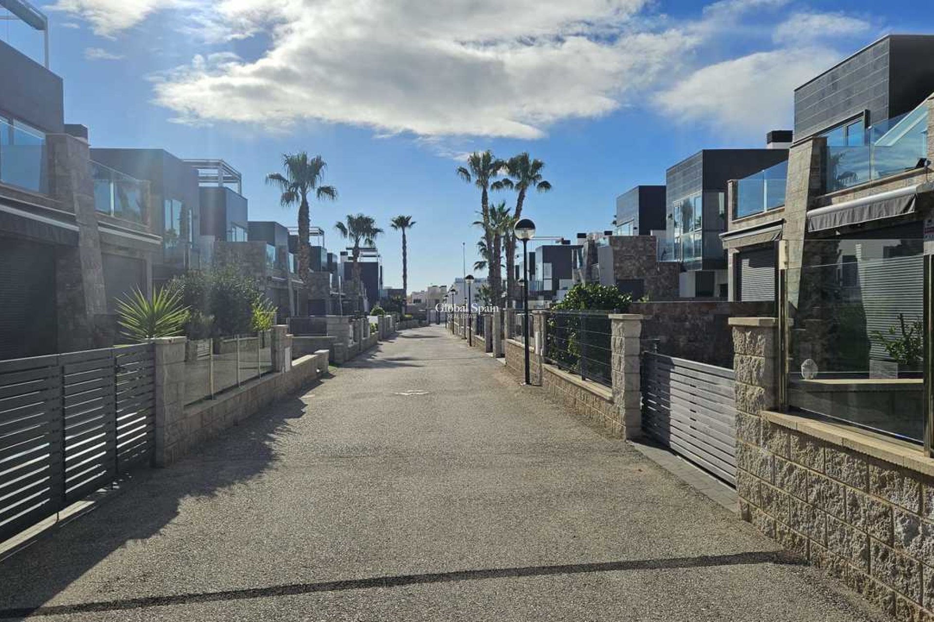 Revente - VILLA -
CABO ROIG - Costa Blanca