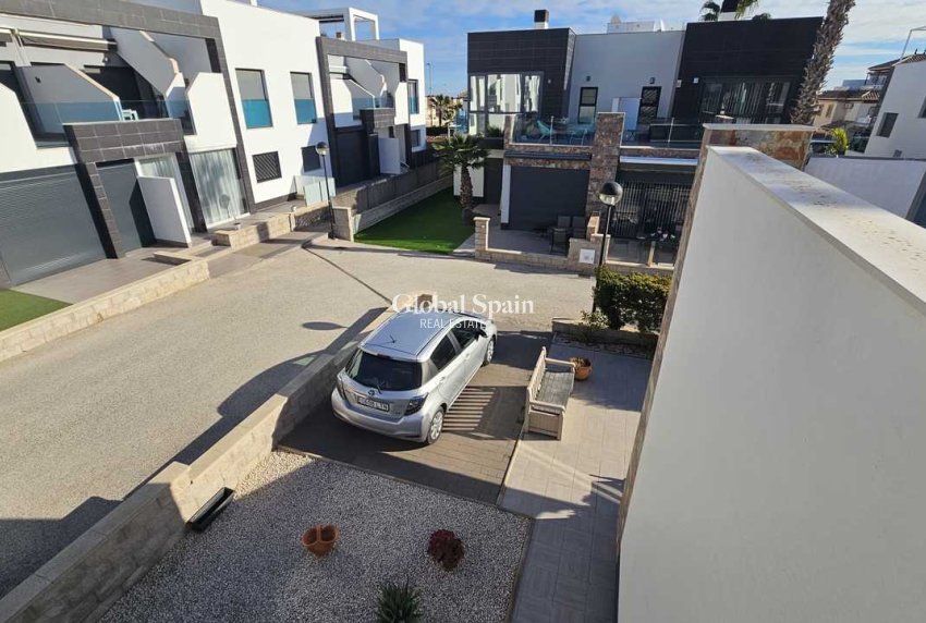 Revente - VILLA -
CABO ROIG - Costa Blanca