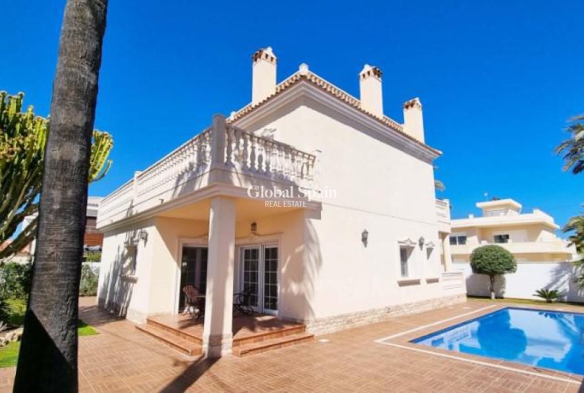 Revente - VILLA -
CABO ROIG - Costa Blanca
